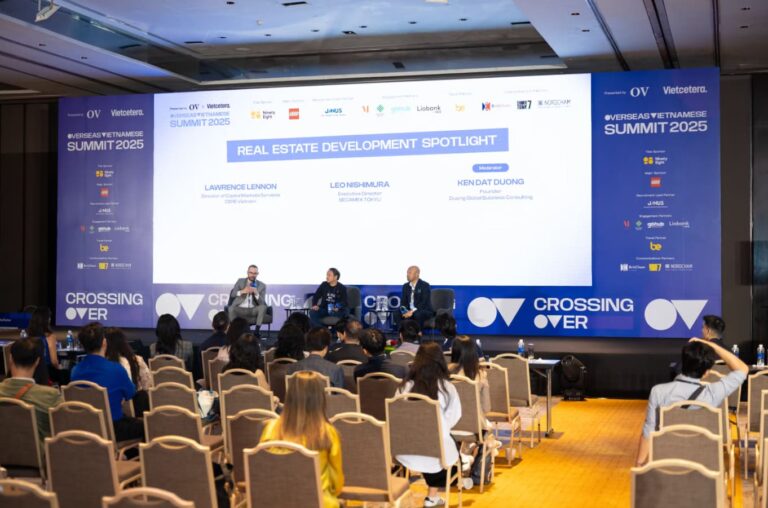 Many impressive and interesting programs with the Oversea Vietnamese Summit 2025 event.