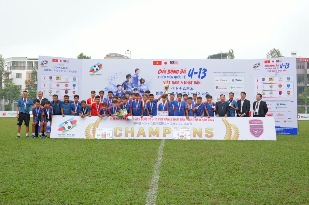 Closing ceremony of the 6th Vietnam – Japan U13 International Youth Football Tournament.