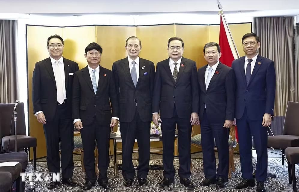 National Assembly Chairman Tran Thanh Man received leaders of Tokyu Corporation.